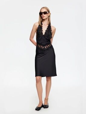 Lioness Solana Midi Dress | onyx A4